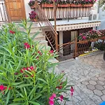 Antolovic شقة فيرسار