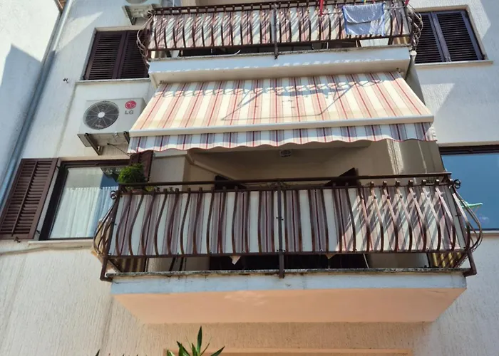 Antolovic 아파트 브르사르